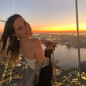 Meet your Posher, Lauren